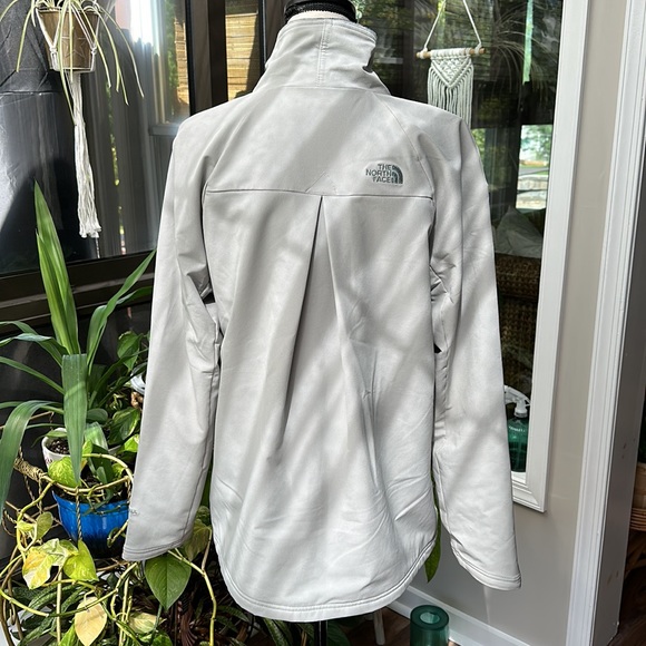 The North face jacket - Picture 2 of 5